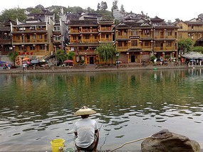 More of Funky Fenghuang Old Town 