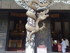Zhangjiajie City Adventure
