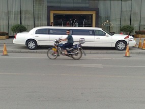 Zhangjiajie City Adventure