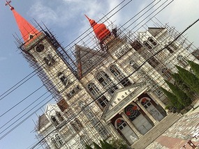 Zhangjiajie City Adventure