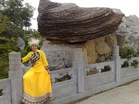 Tianmen Mountain with Connie
