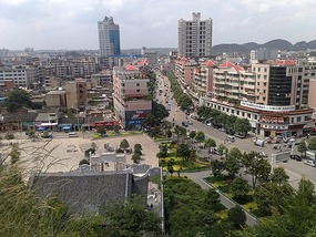 Anshun City & Lake Adventure