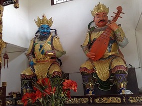 Anshun City & Lake Adventure