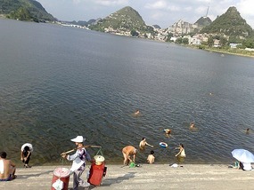 Anshun City & Lake Adventure