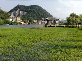 Anshun City & Lake Adventure