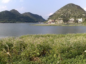 Anshun City & Lake Adventure