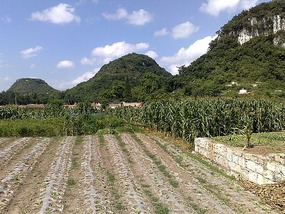 Anshun City & Lake Adventure
