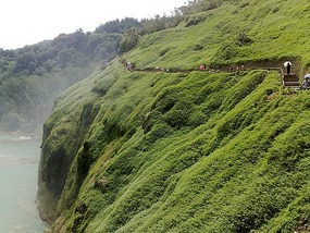 Huangguoshu Waterfalls & Buyi Village
