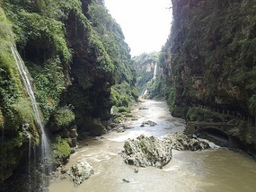 Xingyi & The MaLing Gorge Adventure