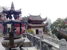 The Black & White Pagodas Adventure