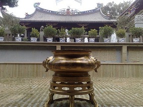 The Black & White Pagodas Adventure