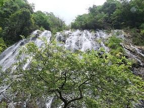 Qinglong Falls & Longchuang Canyon