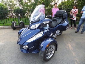 Dalians Xinghai Beach Area