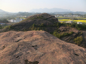 Moon Hill & Village Adventure