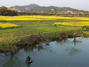 Moon Hill & Village Adventure