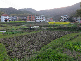 Moon Hill & Village Adventure