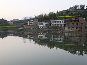 Moon Hill & Village Adventure