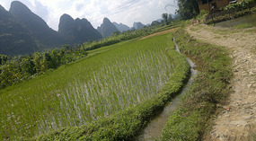 Yangshuo Dragon Bridge Ride