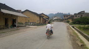 Yangshuo Ancient XingPing Ride
