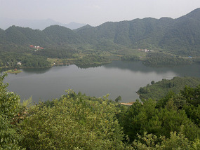 Pagoda Hill & Temple Lake Ride