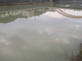 Jishui Reflective River Walk