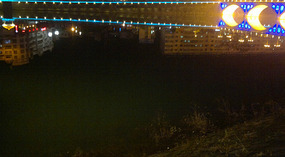 Jishui Reflective River Walk