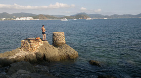 Serenity Coast to Dadonghai Bay Adventure