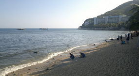 Serenity Coast to Dadonghai Bay Adventure