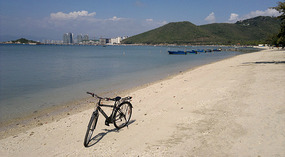 Serenity Coast to Dadonghai Bay Adventure