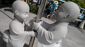 Nanshan Cultural Park & Temple Adventure