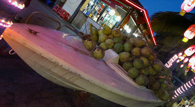 Luhuitou Park & Dadonghai Beach Dinner