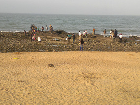 Holiday Beach to Haikou Walk