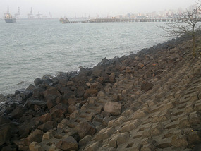 Holiday Beach to Haikou Walk