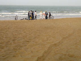 Holiday Beach to Haikou Walk