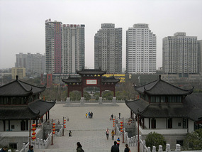Yellow Crane Tower & Yangzi River Walk