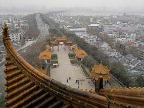 Yellow Crane Tower & Yangzi River Walk