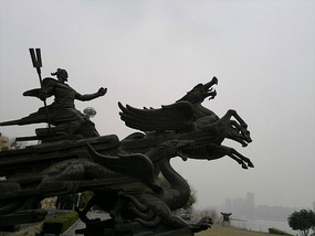Yellow Crane Tower & Yangzi River Walk