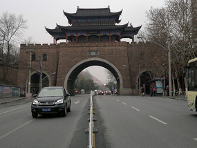 Yellow Crane Tower & Yangzi River Walk