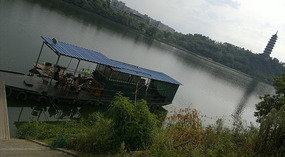 Ganzhou River Walking Adventure