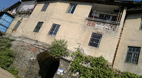 Longnan City Walk