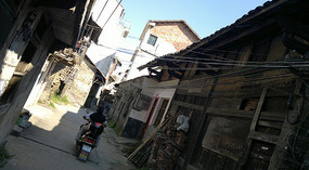 Longnan City Walk