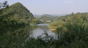 Hua Qiao & Monkey Adventures