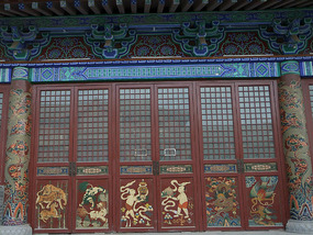 The Dragon Palace Adventure