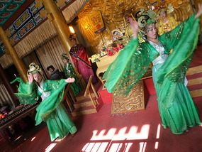 The Dragon Palace Adventure