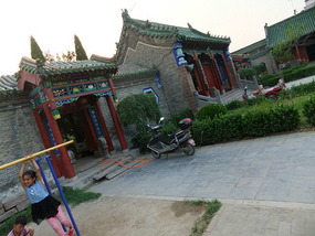 Mosque Church & Hutong Adventure