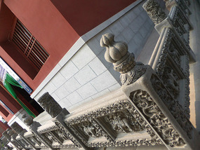 The Temple By The Train Station