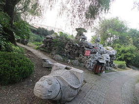 The Peaceful Ride To Chuzhous Wentong Pagoda