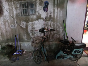 The Peaceful Ride To Chuzhous Wentong Pagoda