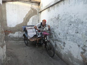 The Peaceful Ride To Chuzhous Wentong Pagoda