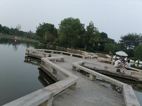 The Peaceful Ride To Chuzhous Wentong Pagoda